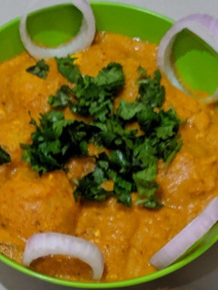 દમ આલુ (Dum Aloo Recipe In Gujarati) રેસીપી મુખ્ય ફોટો