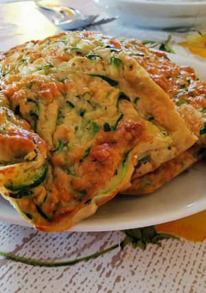 Keto cukkinis lepényke szendvics recept fotója