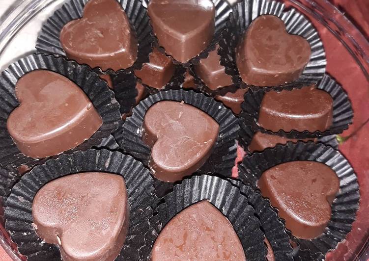 Cara Gampang Menyiapkan Coklat karakter yang Bisa Manjain Lidah