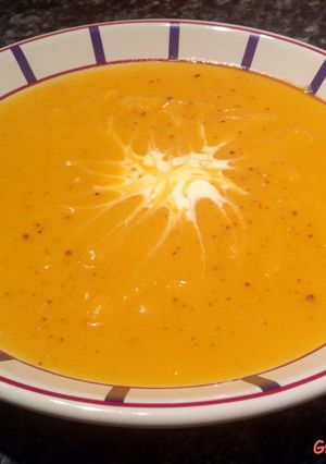 Une photo de Velouté de butternut curry, à la crème de coco