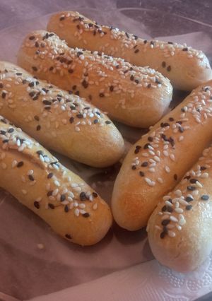Una foto de Palitos de pan con sésamo