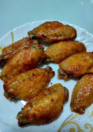 รูปของ ปีกไก่กลางทอดเกลือ หม้อไรน้ำมัน