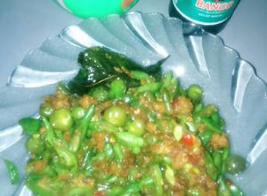 Foto resep Buncis lencak bumbu oncom