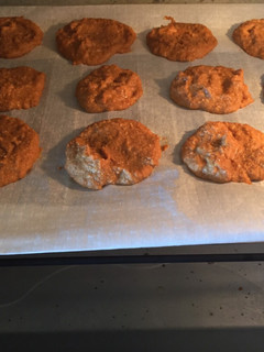 Una foto de Galleta de calabaza asada con avena y cacao puro