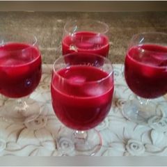 A picture of Beet root shikanji.