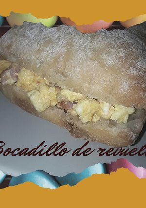 Una foto de Bocadillo de revuelto