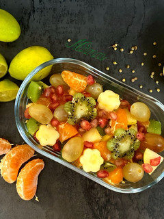 عکسی از دستور سالاد میوه های پاییزی