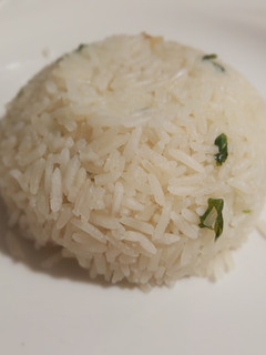 Una foto de Arroz con sabor a camarones