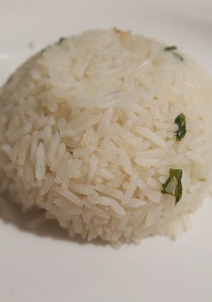 Una foto de Arroz con sabor a camarones