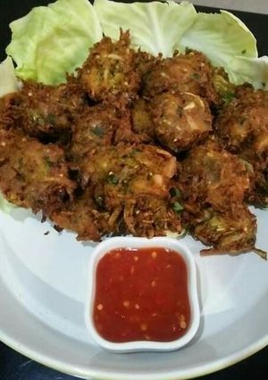 A picture of Cabbage Pakora😍😋.