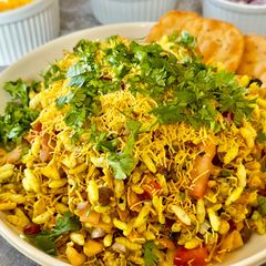 Street Style Bhelpuri Chaat A picture of Street Style Bhelpuri Chaat.