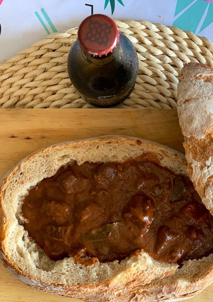 Una foto de Goulash húngaro - Guiso de ternera