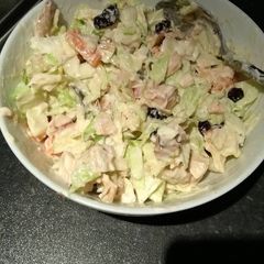 A picture of Creamy chicken salad/slaw.