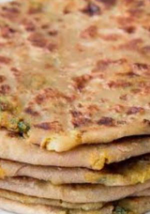 ચટપટે આલુ દે પરાઠે રેસીપી મુખ્ય ફોટો