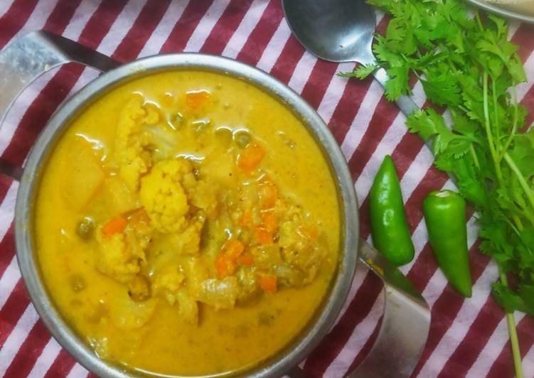 Simple Way to Prepare Favorite South Indian Vegetable Kurma