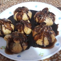 A picture of Chocolate modak.