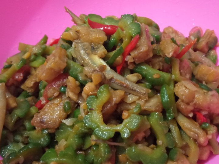 Cara Gampang Menyiapkan Pare Oseng Tempe Teri anti Pait Anti Gagal