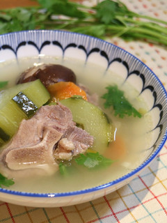 大黃瓜排骨湯 的食譜成品照片