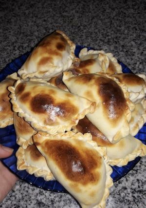Una foto de Empanaditas de Jamón y Queso