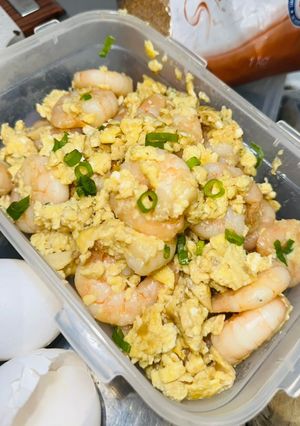 รูปของ กุ้งผัดไข่