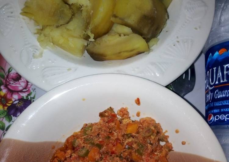 Recipe of Homemade Sweet Potatoes with Turmeric Egg Sauce