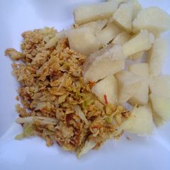 A picture of Yam with sauce.