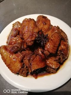A picture of Soya Sauce Chicken Wings.