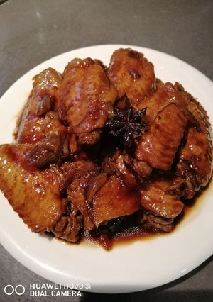 A picture of Soya Sauce Chicken Wings.