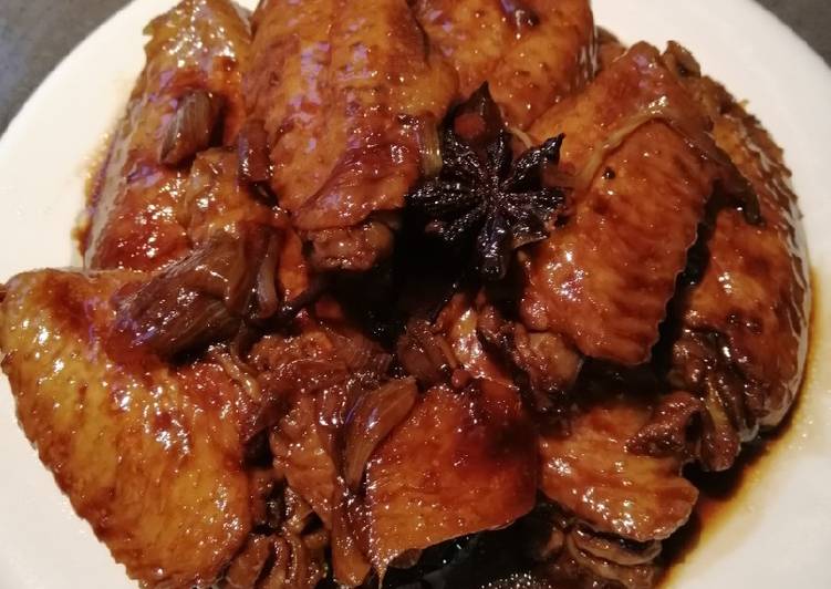 Soya Sauce Chicken Wings