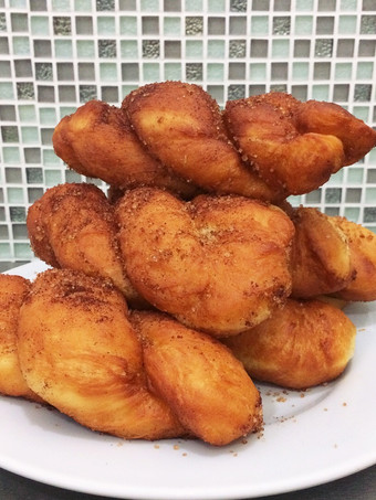 Resep Twisted Korean Doughnuts Anti Gagal
