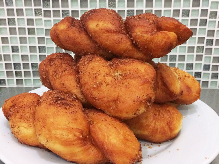 Resep Twisted Korean Doughnuts Anti Gagal