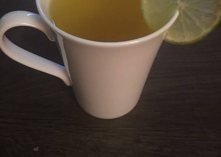 How to Prepare Any-night-of-the-week Honey Turmeric tea w/ lime