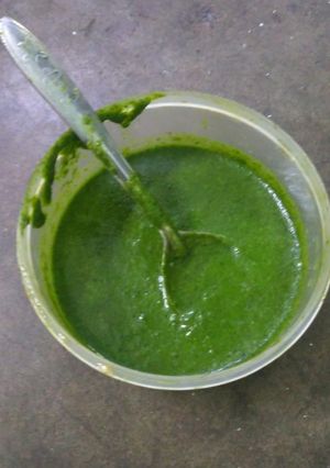 हरी चटनी (hari chutney recipe in Hindi) रेसिपी मुख्य फोटो