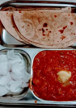 ભાજી (Bhaji Recipe In Gujarati) રેસીપી મુખ્ય ફોટો
