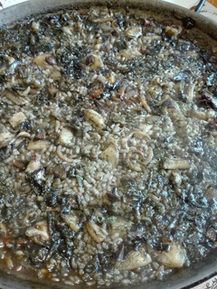 Una foto de Arroz Negro