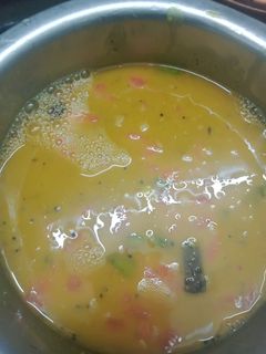 ગુજરાતી ખાટી મીઠી દાળ(Gujarati khatimithi daal recipe in gujarati) રેસીપી મુખ્ય ફોટો