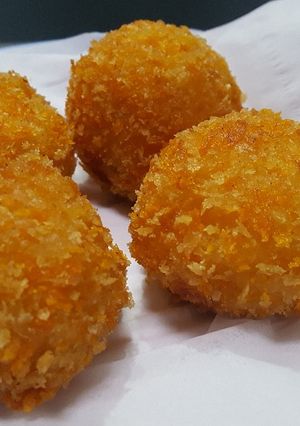 Foto resep Bola bola tape isi coklat