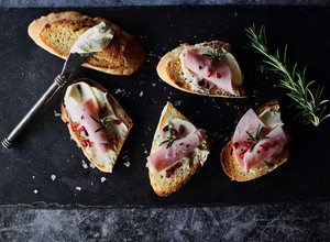 A picture of Crostini Appetisers.