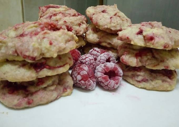 Recipe of Perfect Raspberry Lemon Cookies