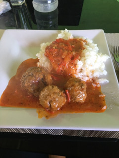 Una foto de Albóndigas saladas 😋