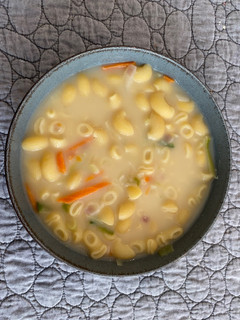 Una foto de Sopa de galets i verduretes