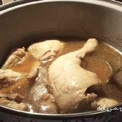 A picture of Sup Ayam heart-warming ♥️🐓.