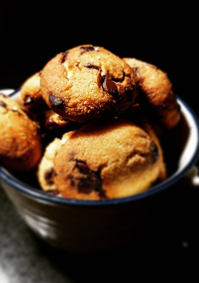Una foto de Galletas de Chips de Chocolate cetogénicas (Keto)