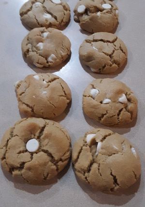 A picture of Peanut Butter White Chocolate Chip Cookies.