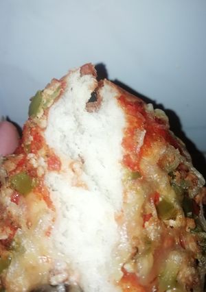 صورة لوصفة 🍕 ميني بيتزا بعجينة خفيفة وهشة ❤ Mini pizza