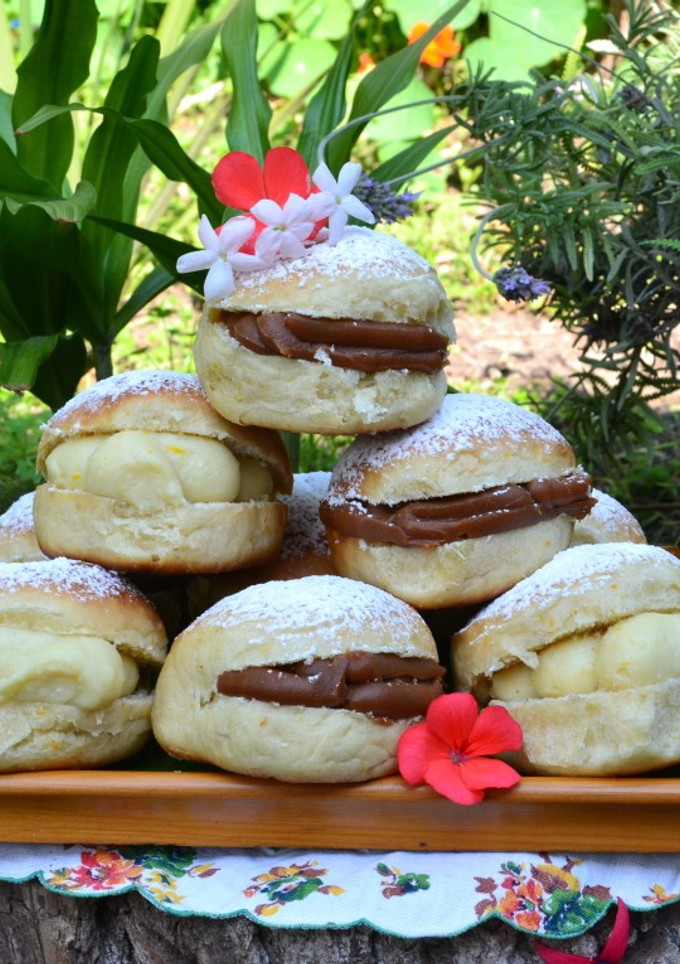 Una foto de Miguelitos de naranja con pastelera y dulce de leche, de Luna💐