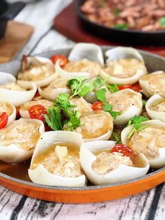 豆腐豬肉洋蔥堡 (水波爐料理) 的食譜成品照片