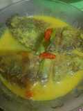 Ikan Mujair bumbu kuning