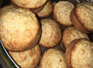 Una foto de Cupcakes de banana y avena