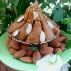 A picture of Almond halwa.